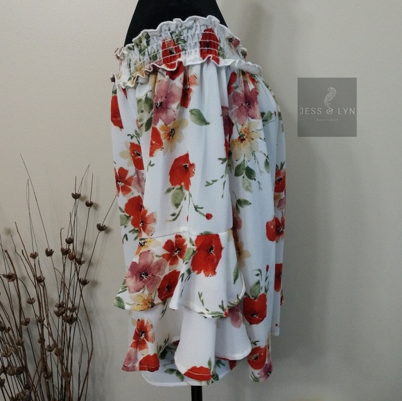🆕 Floral Bell Sleeve Off Shoulder Boho Top - Picture 2 of 9